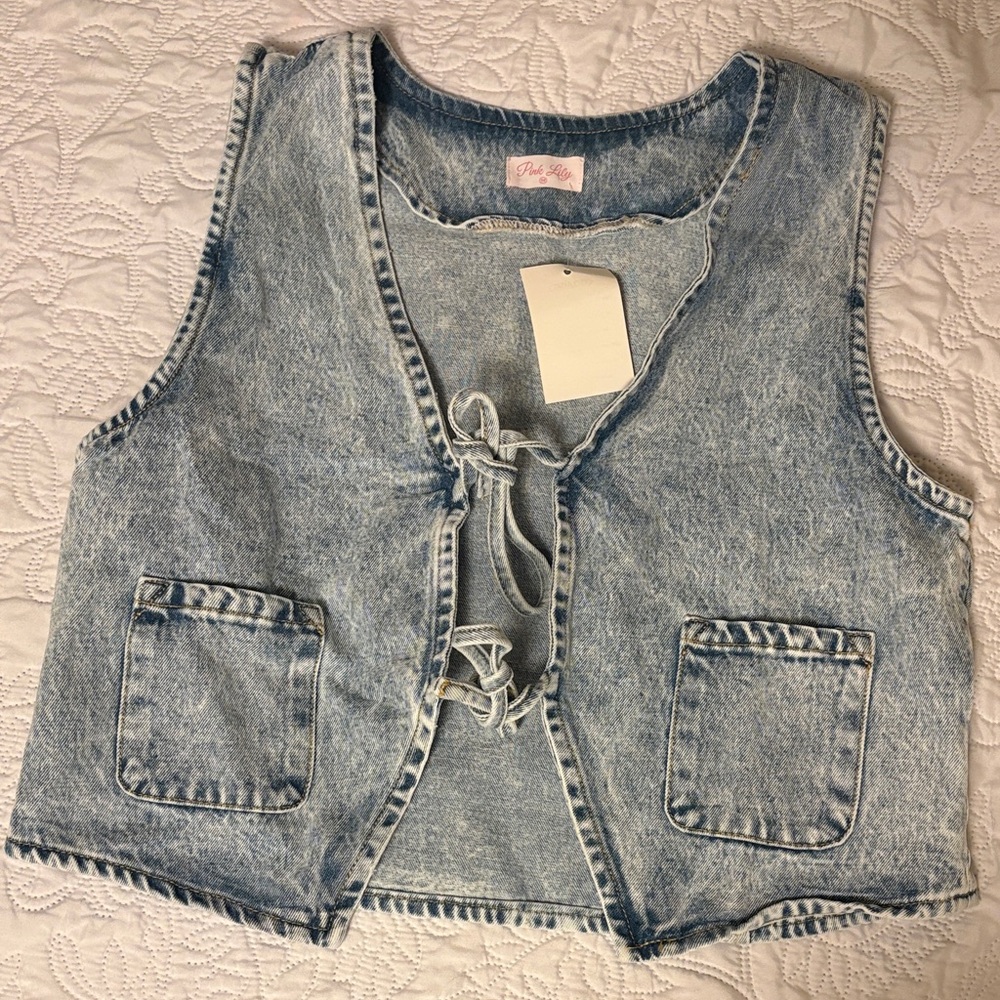 NEW! Demi Acid Washed Denim Front Tie Vest Tank - Picture 2 of 5